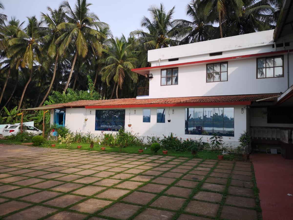 Nisarga Nirvana River House Mangalore Exterior photo